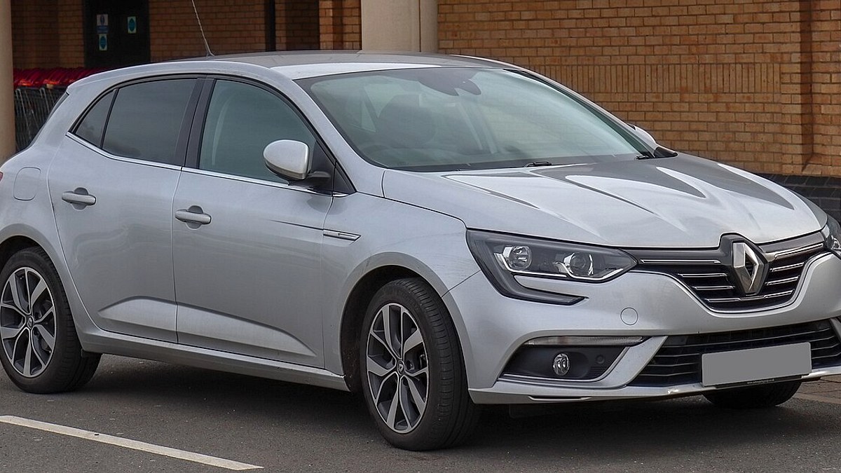 Renault Megane 4 Akü Takviye Cihazı